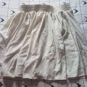 AA cream skirt
